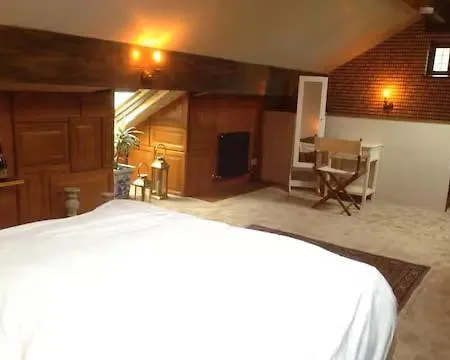 Artie's Apartamento *